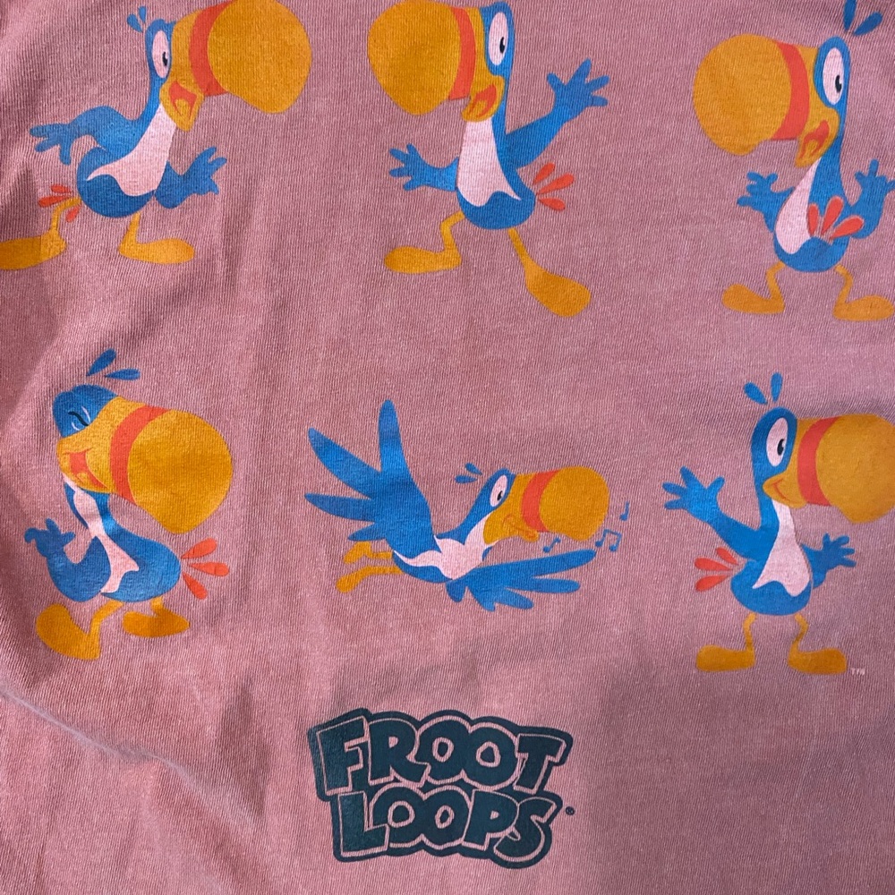 Kellogg's Froot Loops Vintage Styled Toucan Sam Pink Long-Sleeve  Graphic Tee - Picture 3 of 4